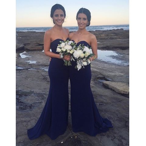Classic Strapless Navy Blue Mermaid Long Bridesmaid Dress With Train